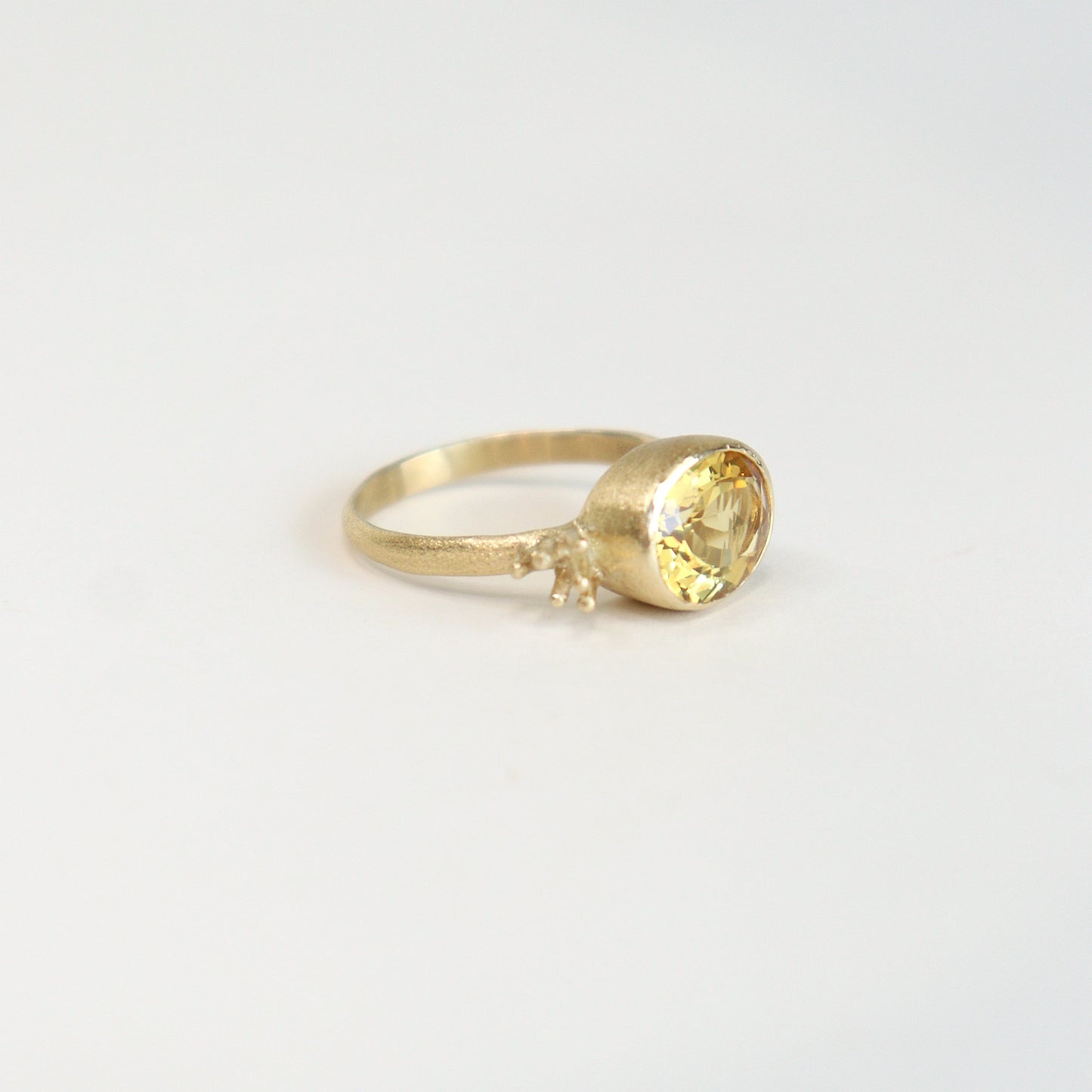 MIA Ring /Yellow Beryl